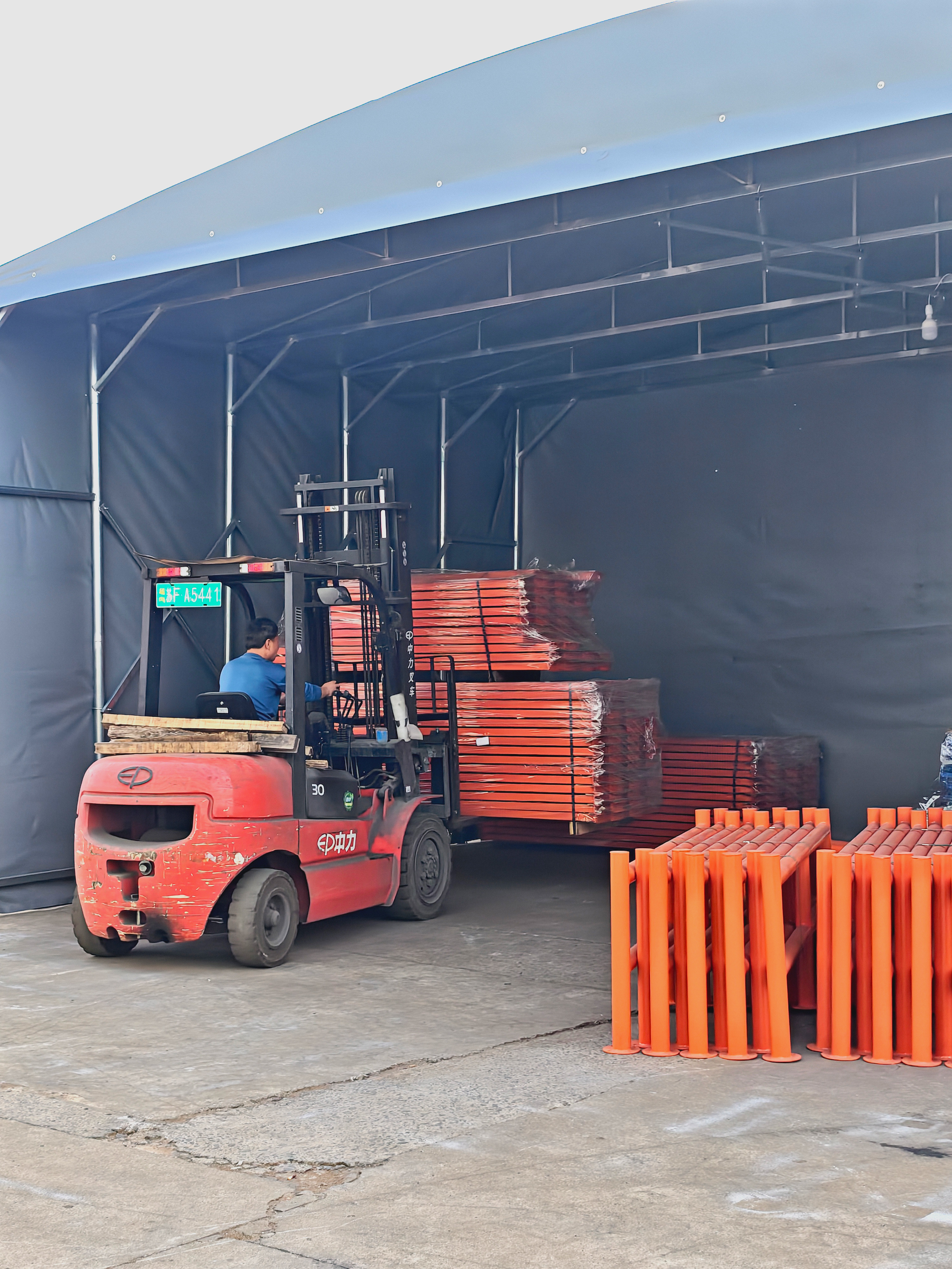 Palletized Cargo Loading