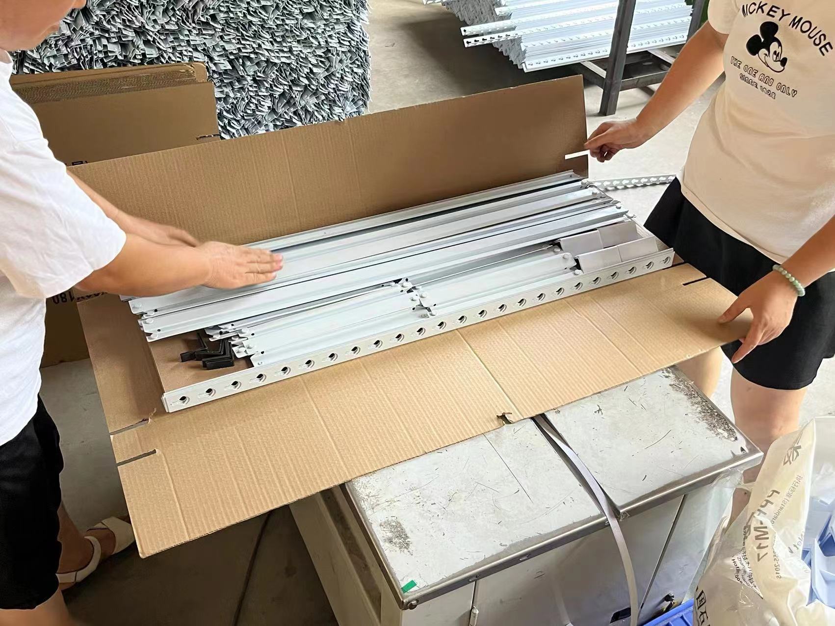 Packaging display