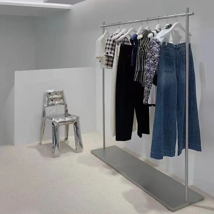 Net Red Custom Stainless Steel Floor Hanger Women's Clothing Store Display Rack Selling Clothes Shelf Nakajima Display Rack