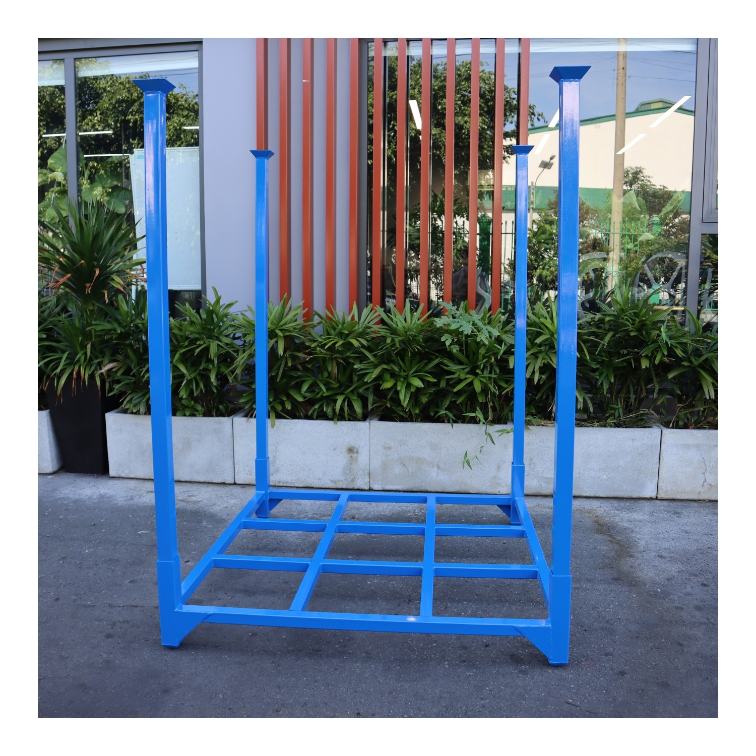 Foldable Steel Pallet With Collapsible Structure Reinforced Steel Frame And Stackable Design Ideal For Warehouse Storage