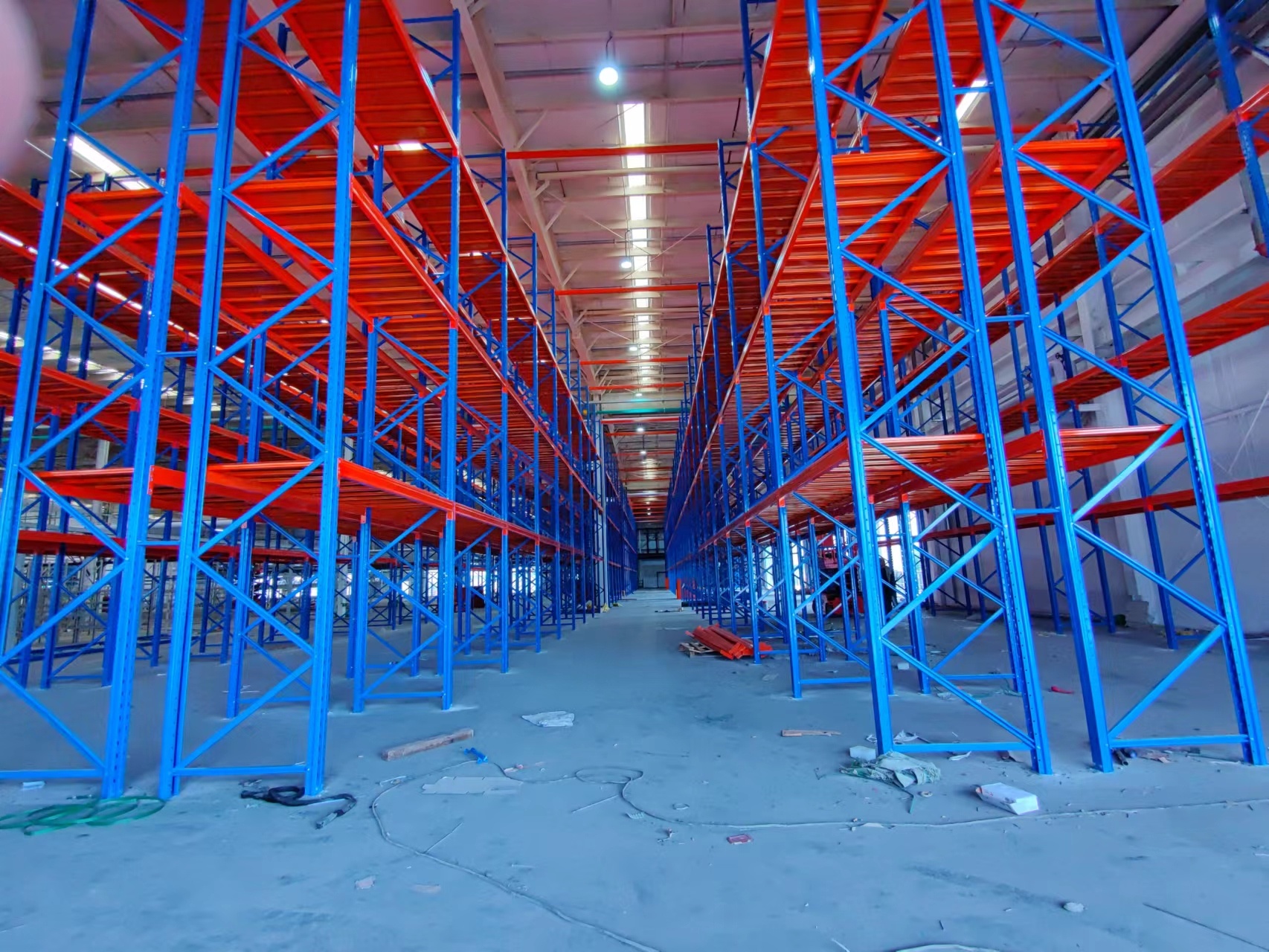 Chinese Racking Suppliers Steel/Metal Gravity Flow Pallet Rack with Powder Coated Finish Heavy Duty Warehouse Storage System