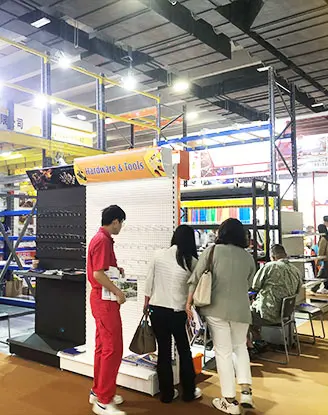 HEDA Shelves engineering team discussing warehouse storage layouts
