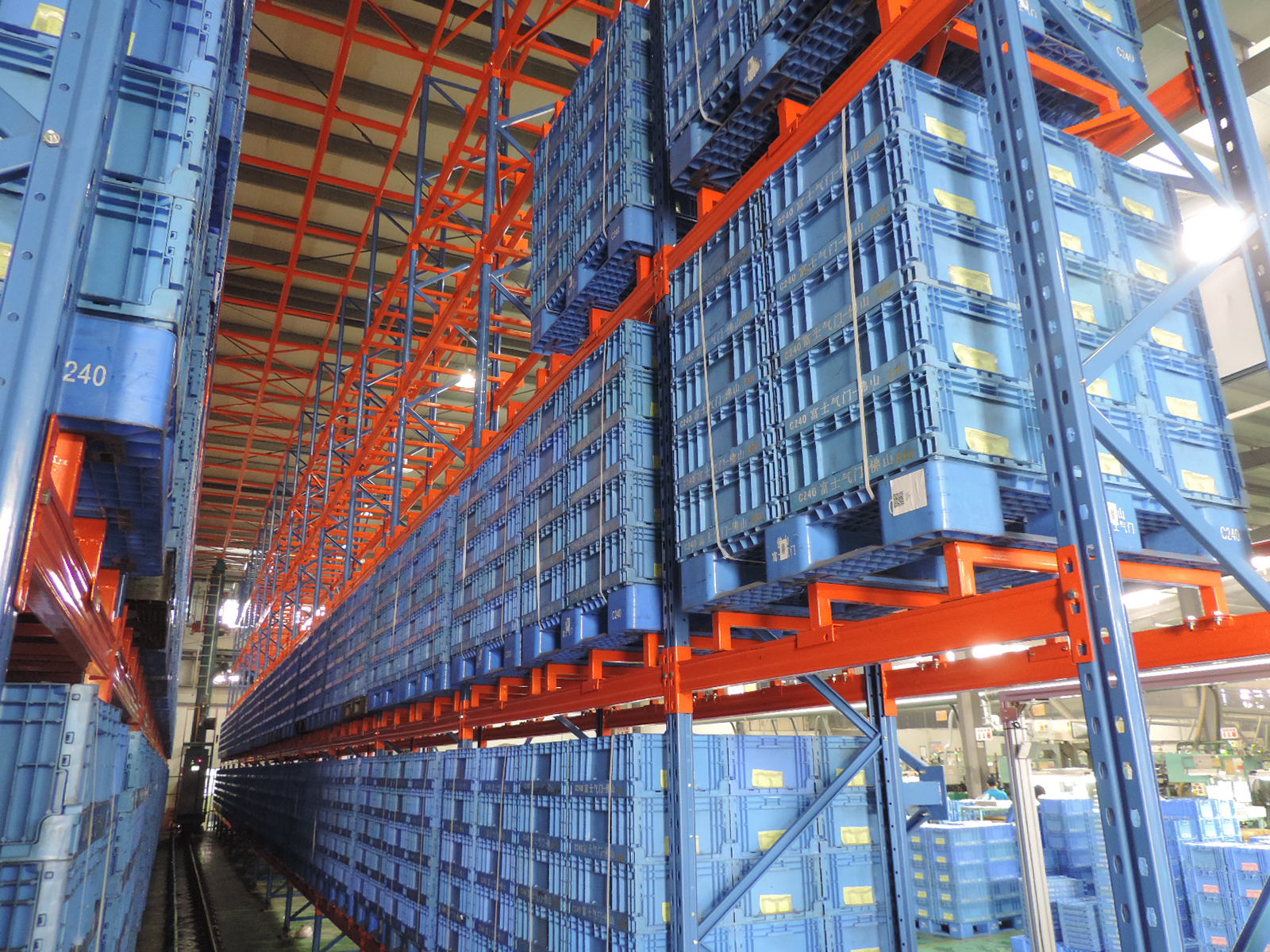 Automatic Storage and Retrieval System Pallet Racking Automated Warehouse ASRS System Stacker Crane