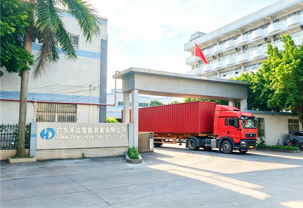 Certified Q235B raw steel coil storage yard